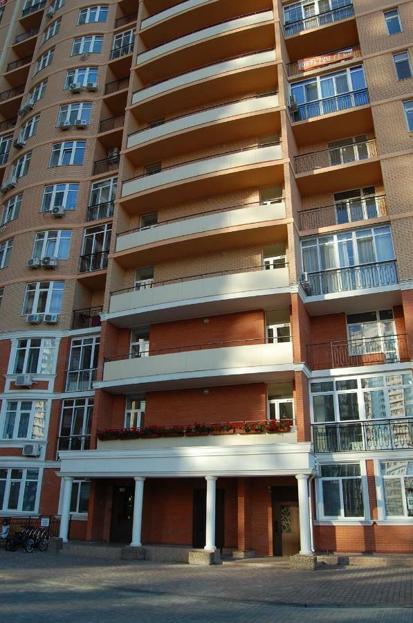 Arcadia 2-Х Комнатные Апартаменты Odesa Exterior photo